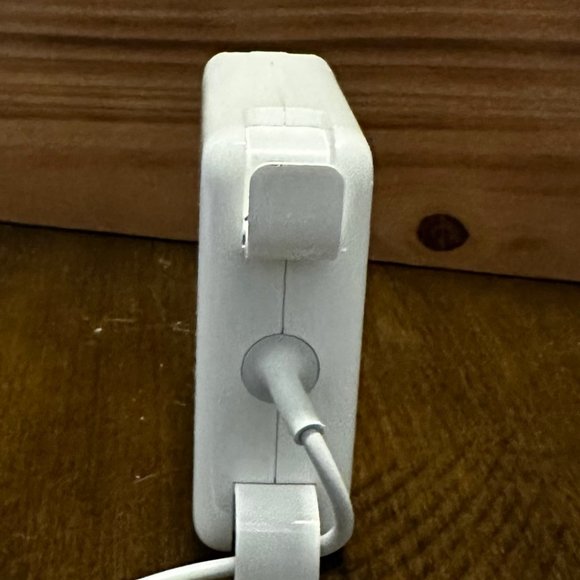 Apple - MagSafe 2 Power Adapter - 85W - Picture 2 of 3